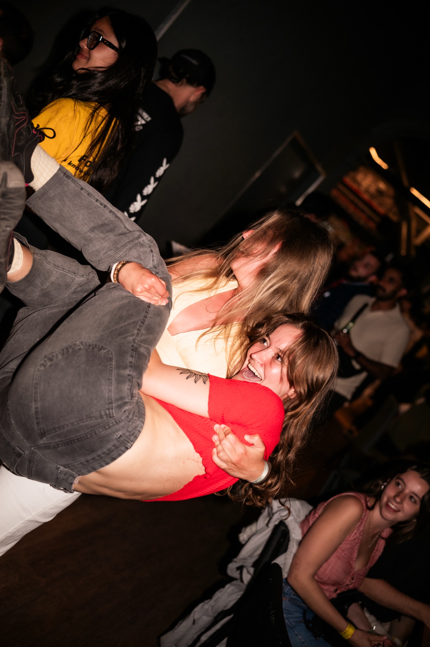 Porto Crawl guides and guests celebrating in a bar